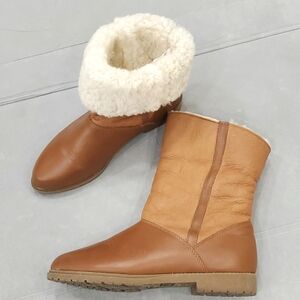 DanExx boots women's size 8.5 goldenrod brown leather shearling lined fold down